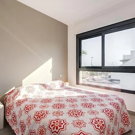 Tulipanes Apartment Pilar de la Horadada